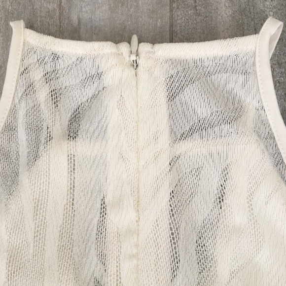 Guess Zayv sleeveless high neck lace dress small - Picture 6 of 11